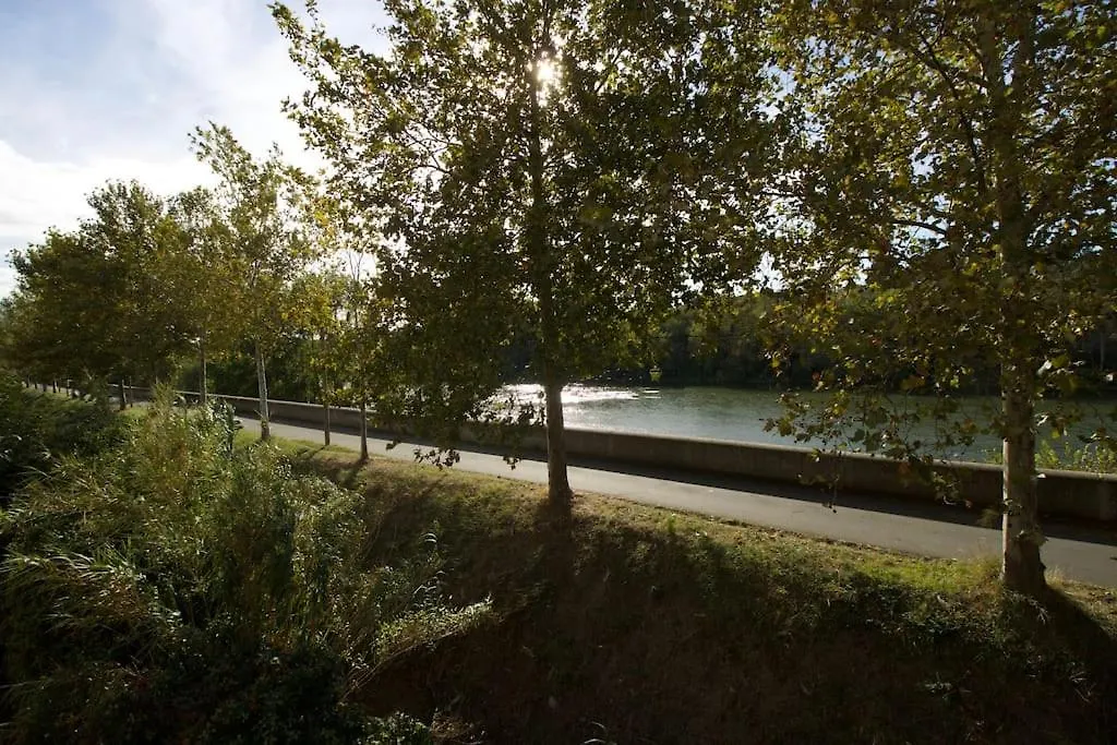 Appartement *T2*Vue Garonne*Piscine*Garage* à Toulouse